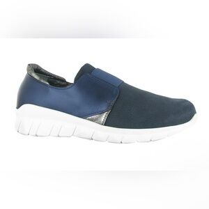Naot Intrepid Sneaker, NAVY, 7.5